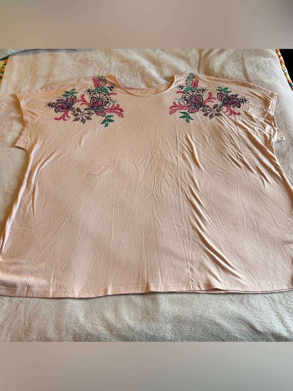 Roaman’s light pink short sleeve t-shirt embroidered flowers and sequins size 4X